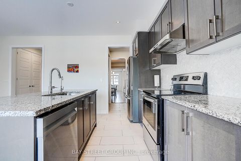 Photo 19 at 10943 VICTORIA SQUARE Boulevard, Victoria Square, Markham