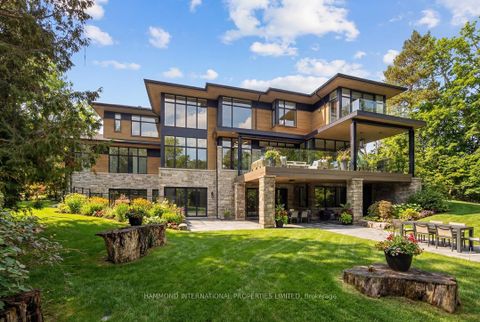 Photo 21 at 8 Cachet Parkway, Devil's Elbow, Markham