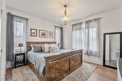 Photo 15 at 23 Dunkelman Drive, Keswick North, Georgina