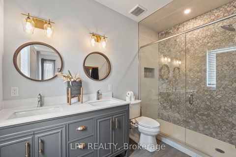 Photo 18 at 23 Dunkelman Drive, Keswick North, Georgina