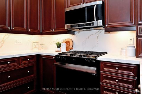 Photo 6 at 635 Tapestry Lane, Wyndham, Newmarket