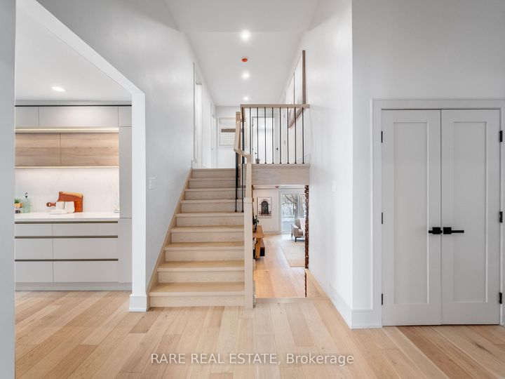 Photo 13 at 45 Thorny Brae Drive, Royal Orchard, Markham