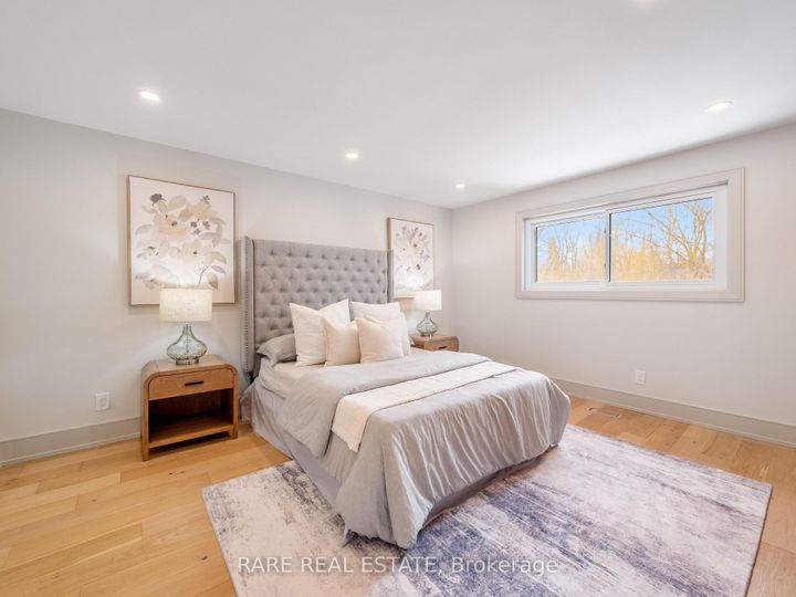 Photo 18 at 45 Thorny Brae Drive, Royal Orchard, Markham