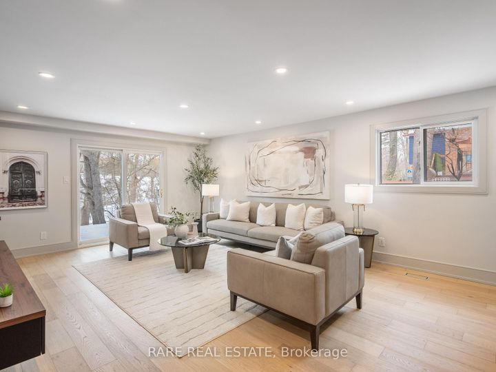 Photo 23 at 45 Thorny Brae Drive, Royal Orchard, Markham