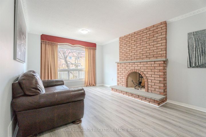 Photo 18 at 4538 Penhallow Road, East Credit, Mississauga