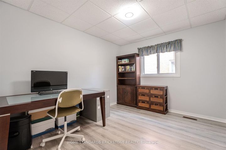 Photo 20 at 4538 Penhallow Road, East Credit, Mississauga