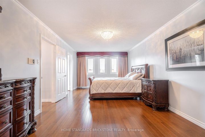 Photo 24 at 4538 Penhallow Road, East Credit, Mississauga