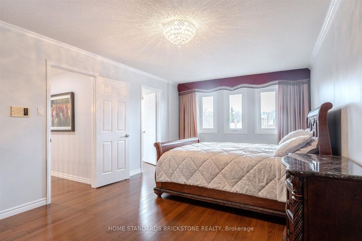 Photo 25 at 4538 Penhallow Road, East Credit, Mississauga