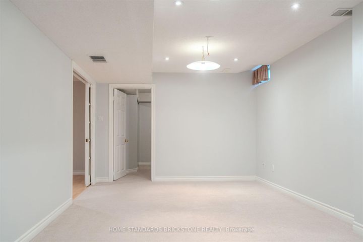 Photo 42 at 4538 Penhallow Road, East Credit, Mississauga