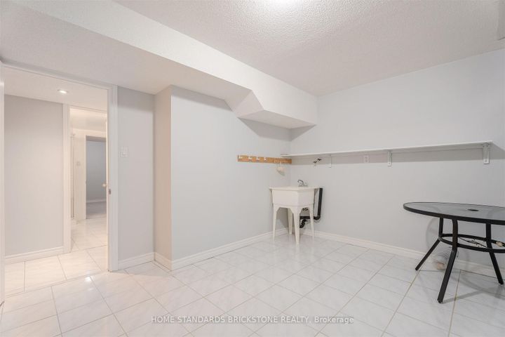 Photo 46 at 4538 Penhallow Road, East Credit, Mississauga