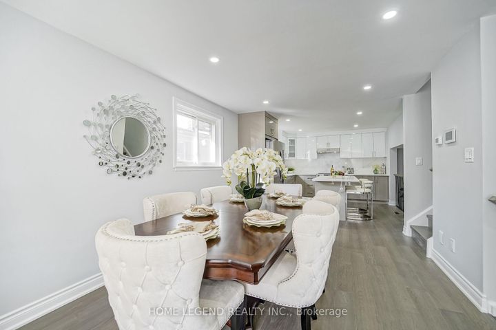 Photo 5 at 36 Pebblehill Square, Agincourt North, Toronto