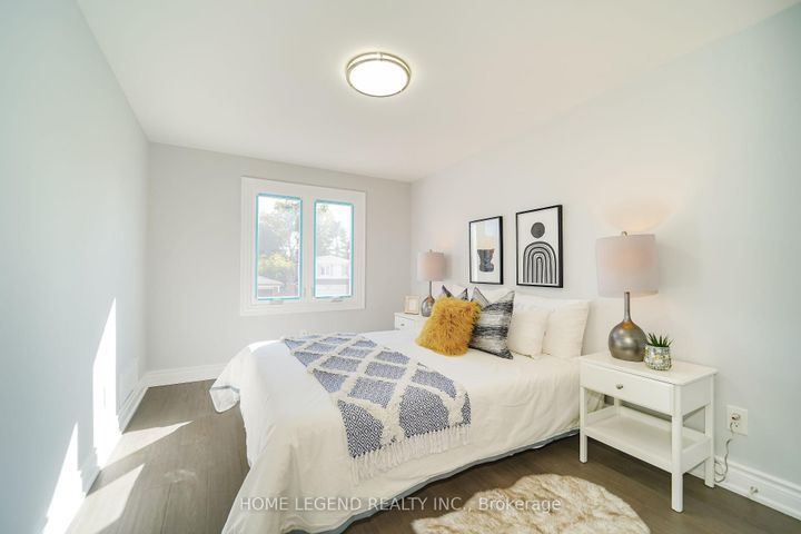 Photo 21 at 36 Pebblehill Square, Agincourt North, Toronto