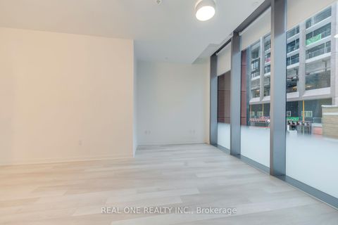 Photo 16 at 201 - 357 King Street W, Waterfront Communities C1, Toronto