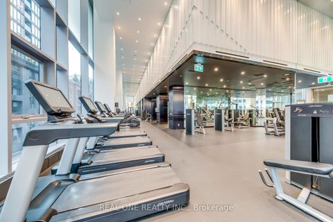 Photo 29 at 201 - 357 King Street W, Waterfront Communities C1, Toronto