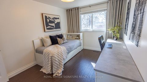 Photo 30 at 28 Tivoli Court, Guildwood, Toronto
