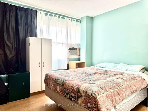 Photo 16 at 404 - 100 Leeward Glenway, Flemingdon Park, Toronto