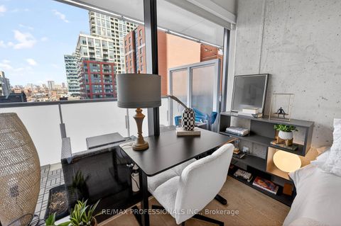 Photo 8 at 805 - 11 Charlotte Street, Waterfront Communities C1, Toronto
