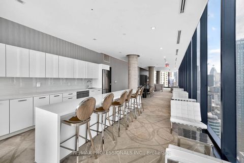 Photo 17 at 805 - 11 Charlotte Street, Waterfront Communities C1, Toronto