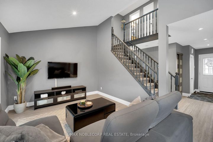 Photo 13 at 60 Cowan Road, Brampton West, Brampton