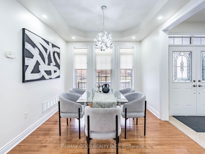 Photo 9 at 2 Bryony Road, Northwest Brampton, Brampton