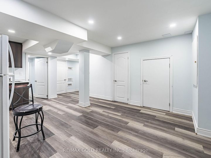 Photo 30 at 2 Bryony Road, Northwest Brampton, Brampton