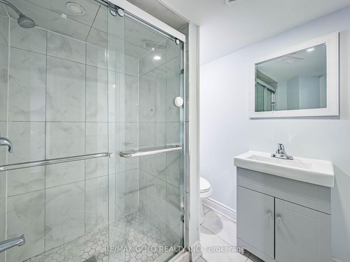 Photo 34 at 2 Bryony Road, Northwest Brampton, Brampton