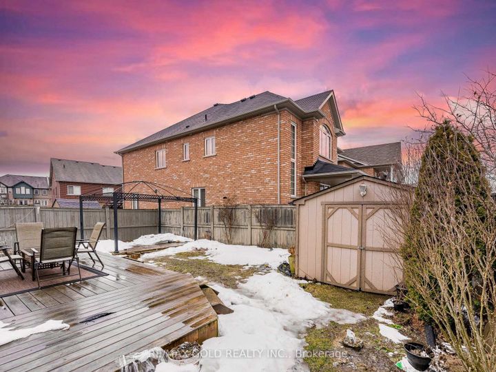 Photo 37 at 2 Bryony Road, Northwest Brampton, Brampton