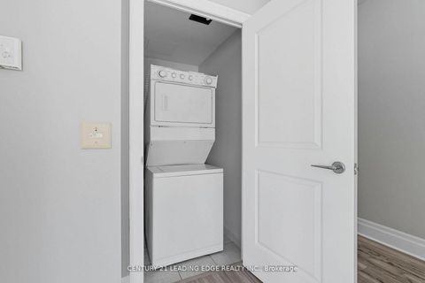 Photo 16 at 505 - 21 UPPER DUKE Crescent, Unionville, Markham