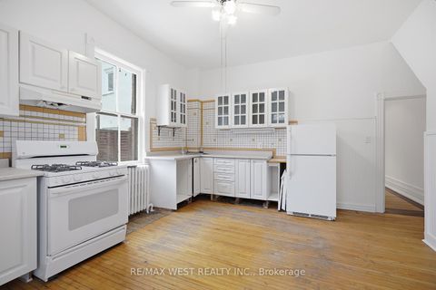 Photo 19 at 40 River Street, Regent Park, Toronto