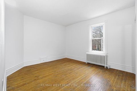 Photo 25 at 40 River Street, Regent Park, Toronto