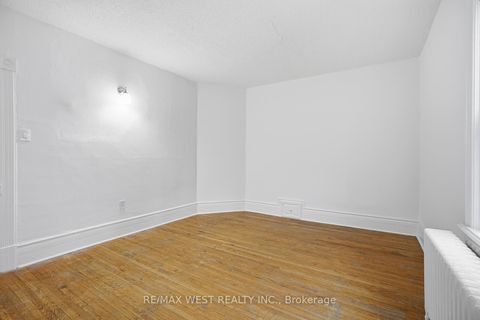 Photo 27 at 40 River Street, Regent Park, Toronto