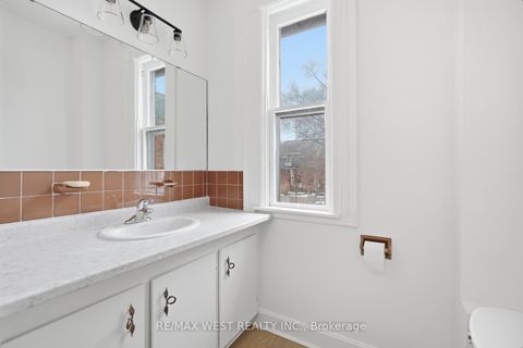 Photo 33 at 40 River Street, Regent Park, Toronto