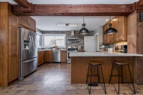 Photo 4 at 159 Codrington Street, Codrington, Barrie