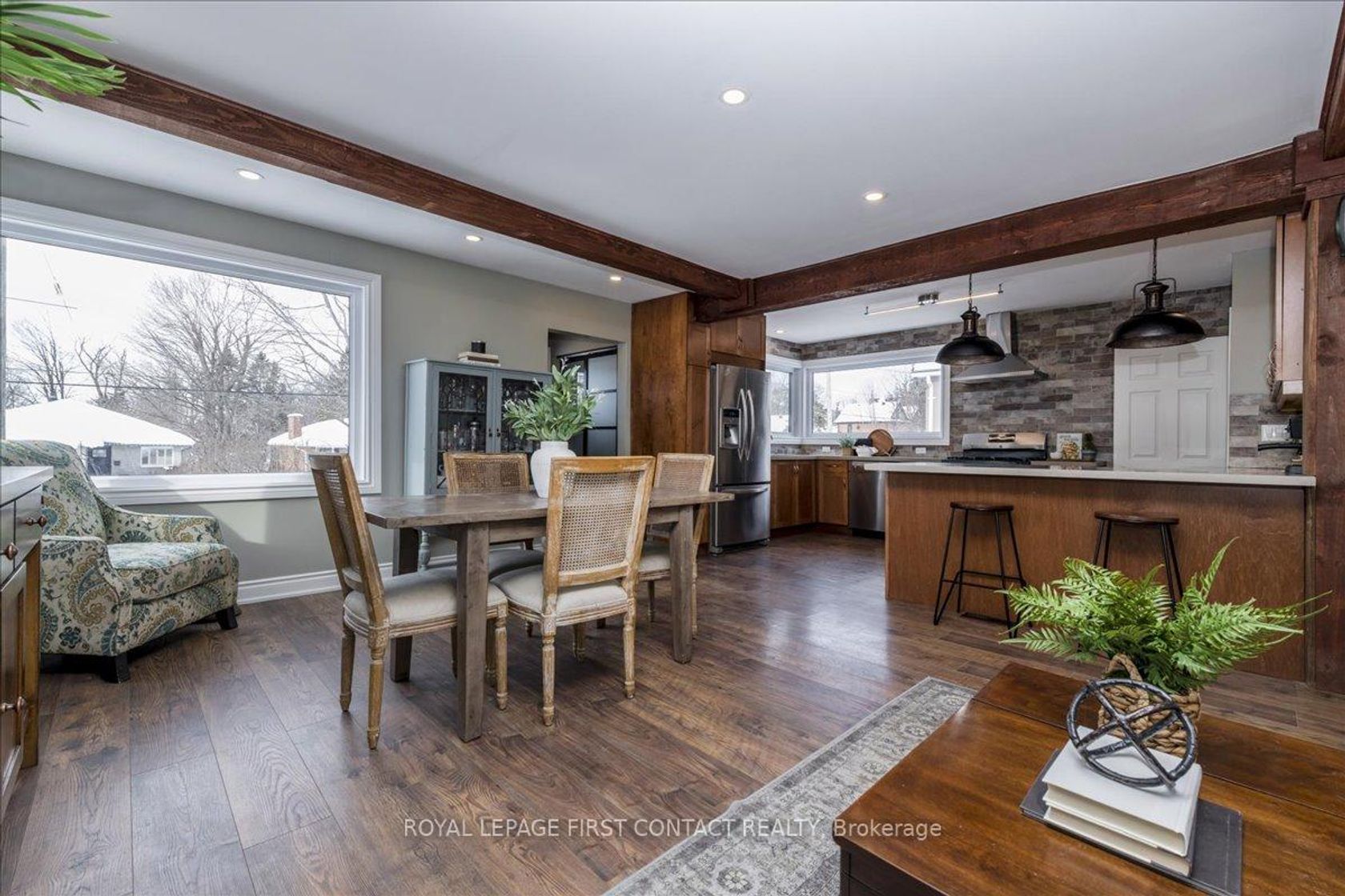 159 Codrington Street, Codrington, Barrie photo number 2