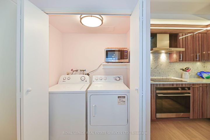 Photo 16 at 1703 - 110 Bloor Street W, Annex, Toronto