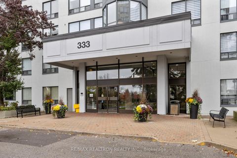 Photo 2 at 316 - 333 Clark Avenue W, Yorkhill, Vaughan