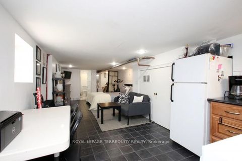 Photo 19 at 1746 Queen Street E, The Beaches, Toronto