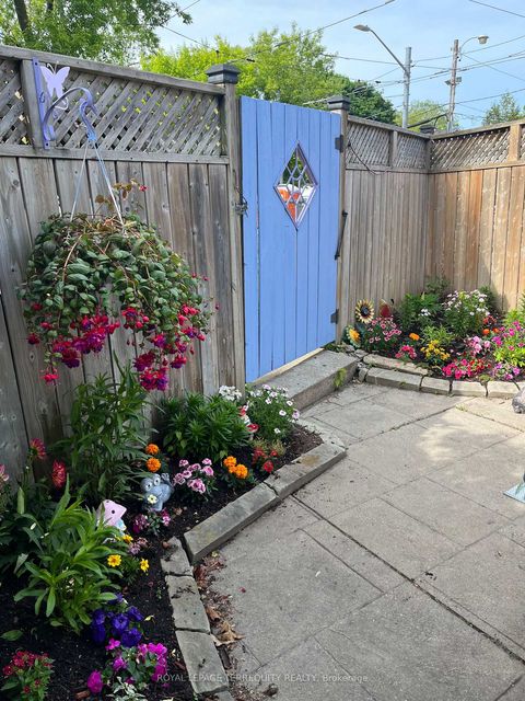 Photo 23 at 1746 Queen Street E, The Beaches, Toronto