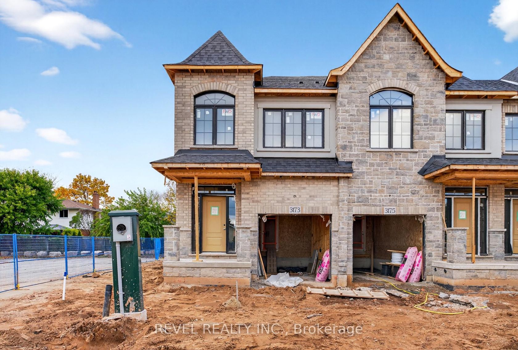 1 - 600 Maplehill Drive, Roseland, Burlington 