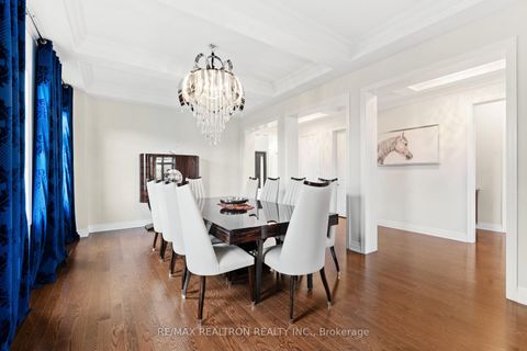 Photo 10 at 56 Ria Court, King City, King