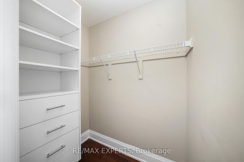 Photo 12 at 317 - 9909 Pine Valley Drive, Vellore Village, Vaughan