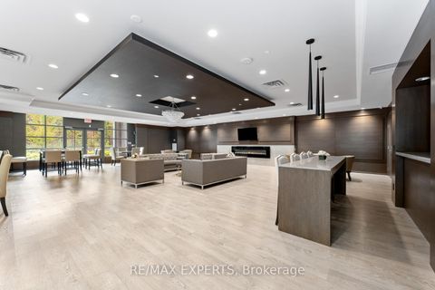 Photo 19 at 317 - 9909 Pine Valley Drive, Vellore Village, Vaughan