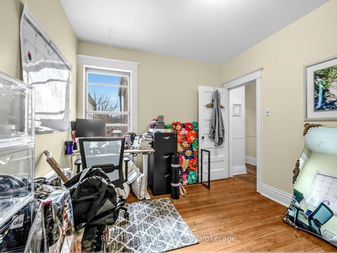 Photo 6 at 542 Crawford Street, Little Italy, Toronto