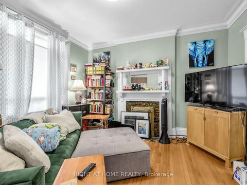 Photo 14 at 542 Crawford Street, Little Italy, Toronto