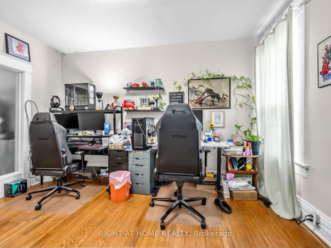 Photo 17 at 542 Crawford Street, Little Italy, Toronto