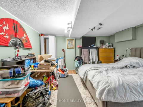 Photo 23 at 542 Crawford Street, Little Italy, Toronto