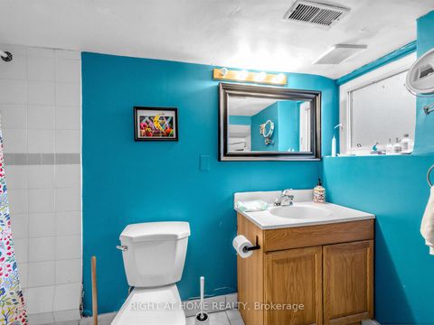 Photo 25 at 542 Crawford Street, Little Italy, Toronto