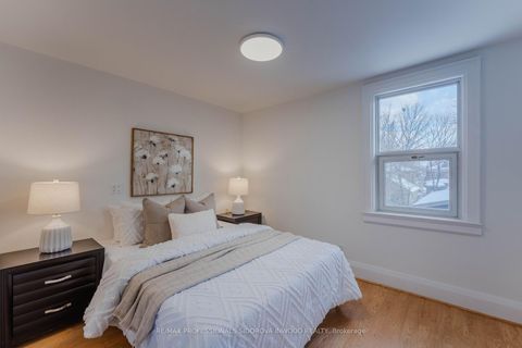 Photo 21 at 11 Winfield Avenue, Bloor West Village, Toronto