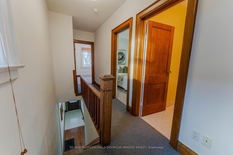 Photo 23 at 11 Winfield Avenue, Bloor West Village, Toronto