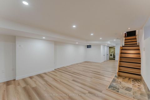 Photo 24 at 11 Winfield Avenue, Bloor West Village, Toronto